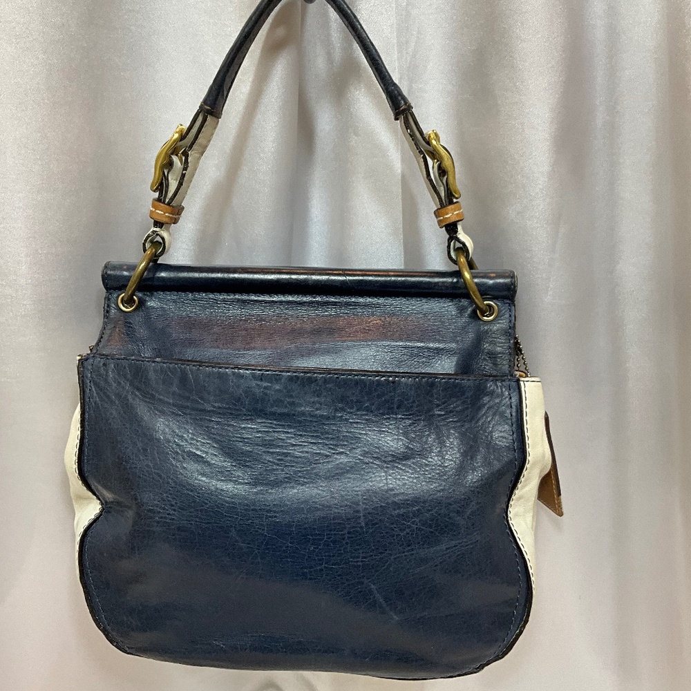 Coach shoulder/Crossbody, Navy & White 40-A4b - Picture 2 of 10